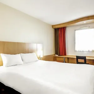 Ibis 2*, Ripollet Espagne